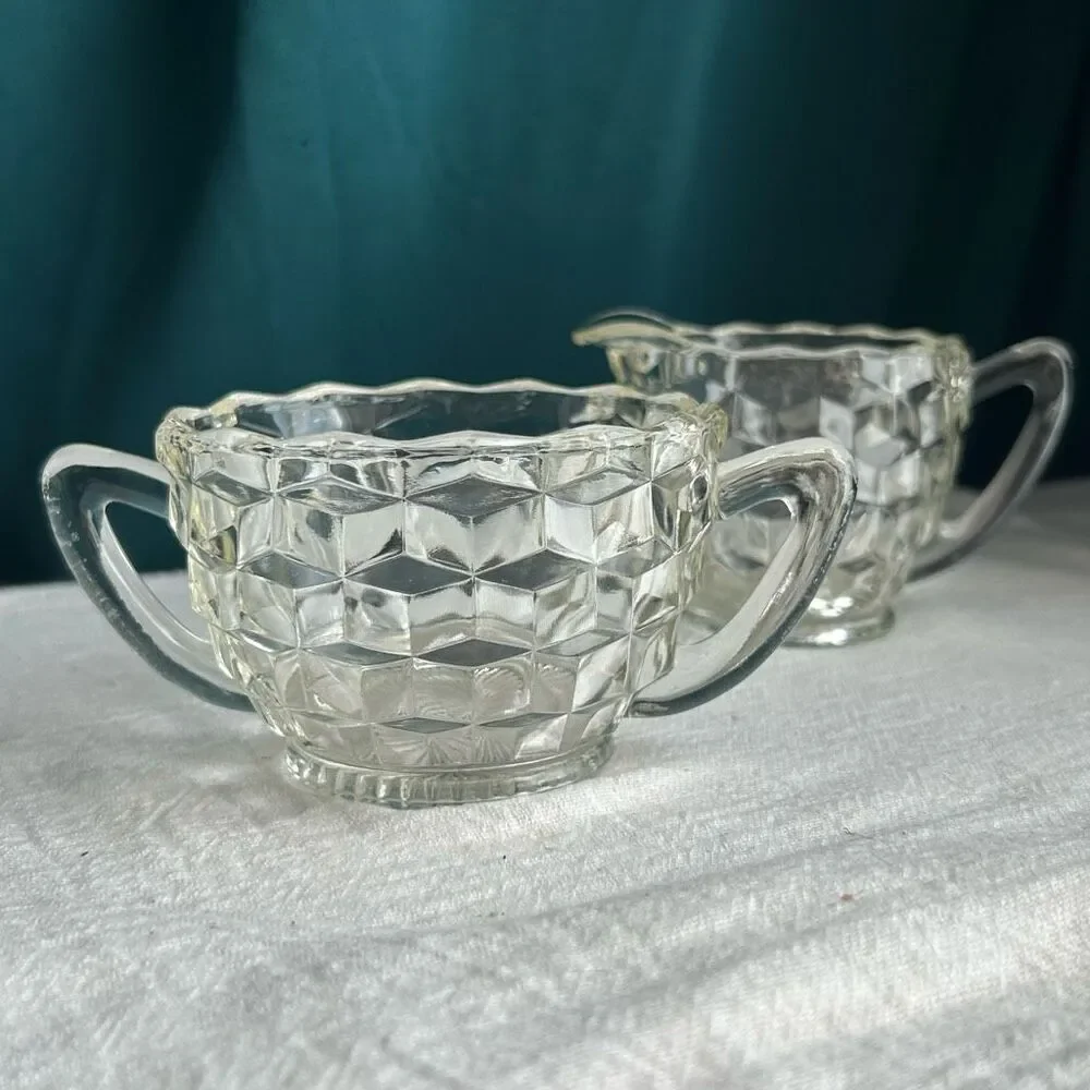 Jeanette vintage cube